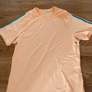 Lululemon Metal Vent Tech Running Shirt